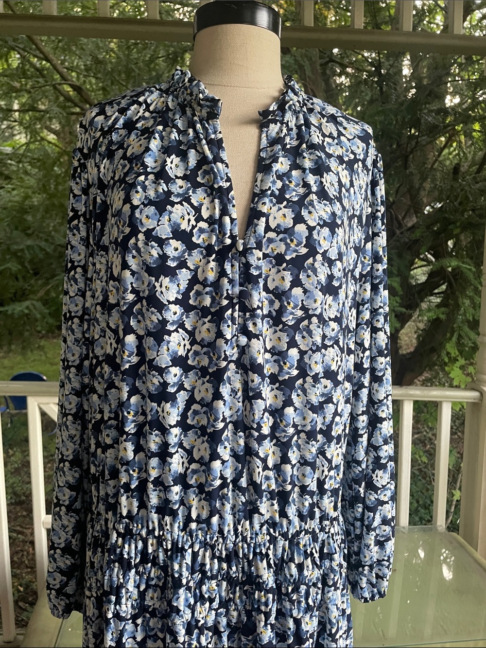 Women's Navy Blue Floral Long-Sleeve Midi Dress - Picture 3 of 9